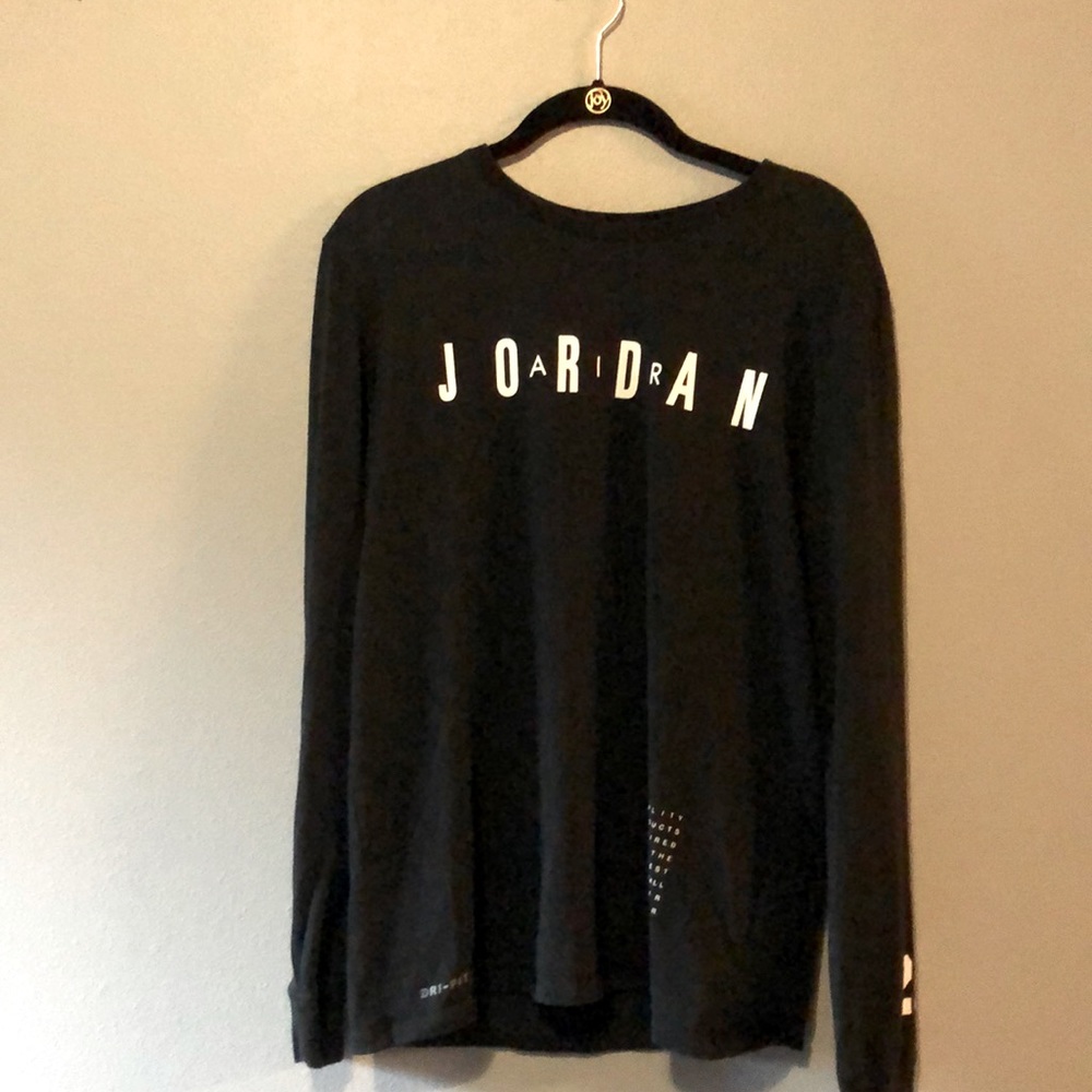 Nike Jordan long sleeve t-shirt